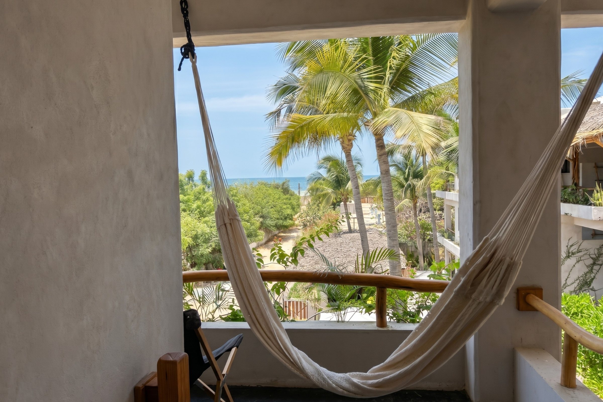 Plunge Pool Suite · 3/7